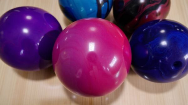 Top 5 boules de bowling adaptées à chaque niveau de joueur